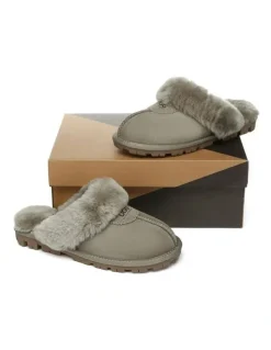 UGG Australian Shepherd Scuff Waffle Slipper in Caribou