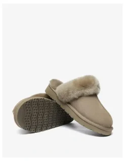 UGG Australian Shepherd Special Muffin Slipper in Caribou