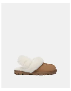 UGG Australian Shepherd Waffle Fluffy in Chestnut
