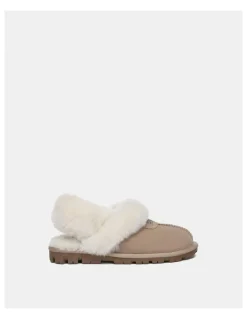UGG Australian Shepherd Waffle Fluffy in Sand