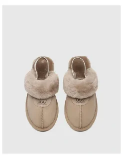 UGG Australian Shepherd Waffle Plus in Brown