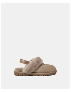 UGG Australian Shepherd Waffle Plus in Brown