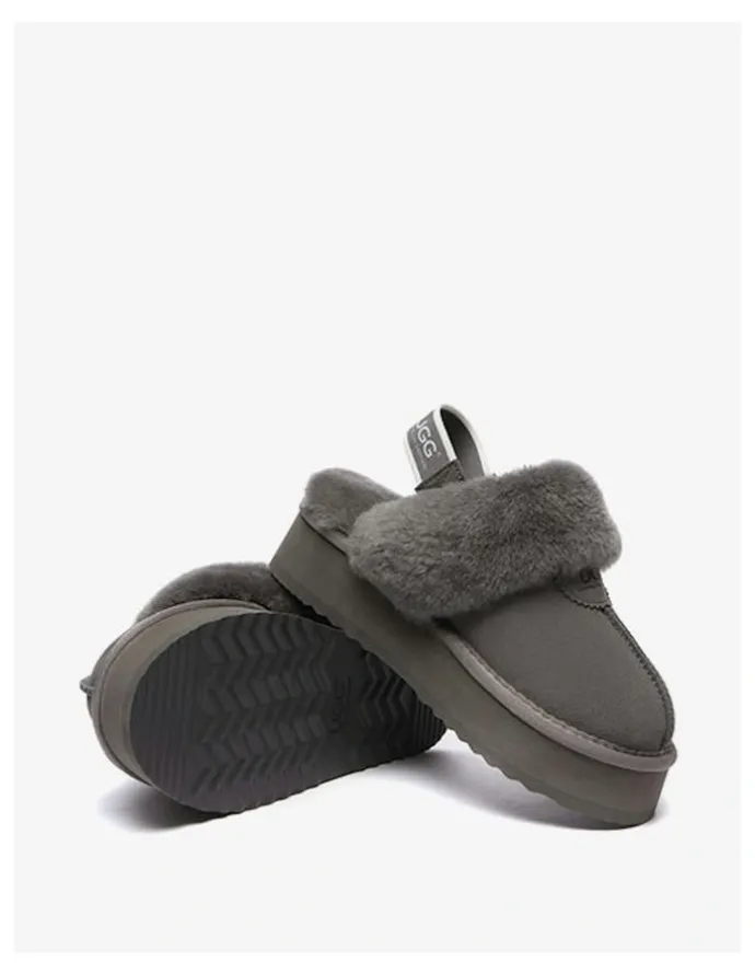 UGG Australian Shepherd Waffle Platform Cow Suede Platform Slippers in Grey