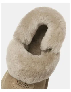 UGG Australian Shepherd Waffle Fluffy in Brown