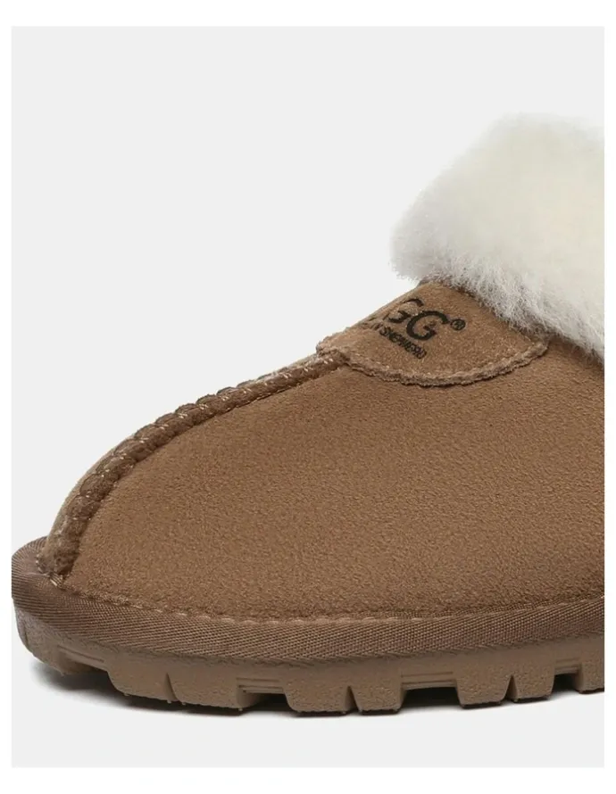 UGG Australian Shepherd Waffle Plus in Chestnut