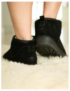 Uggaroo Lucie Mini Platform Boots in Black