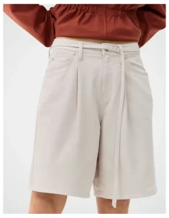 Unison Pleat Front Bermuda Short