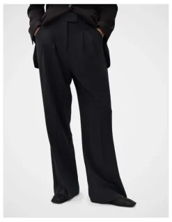 Unison Tailored Pleat Front Pant in Black
