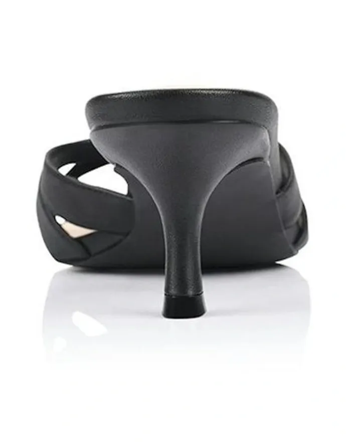 Verali Beau Kitten Heel Thongs in Black