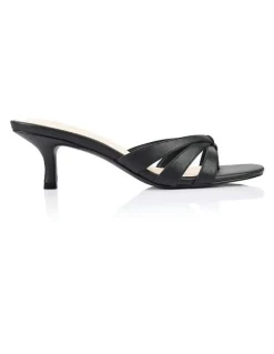 Verali Beau Kitten Heel Thongs in Black