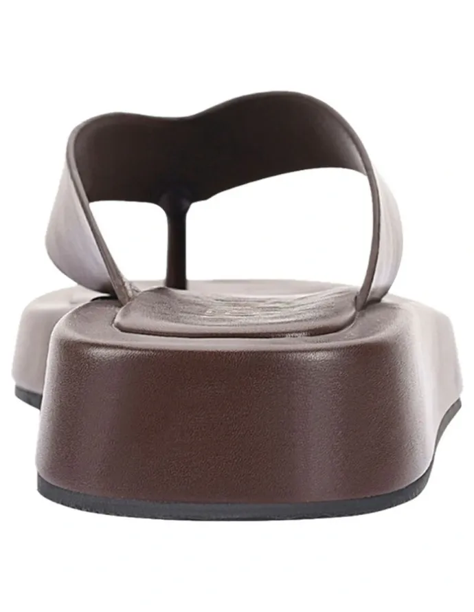 Verali Bouncer Flatform Thongs in Chocolate Brown