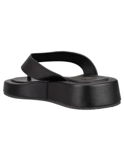 Verali Bouncer II Flatform Thongs in Black