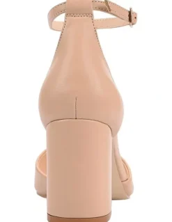 Verali Eli Closed Toe Block Heels in Nude