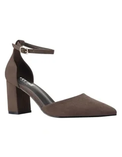 Verali Eli Closed Toe Block Heels in Chocolate Brown Micro