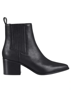 Verali Fillipin Ankle Boot in Black