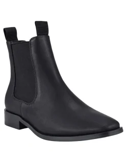 Verali Harper Ankle Boots in Black
