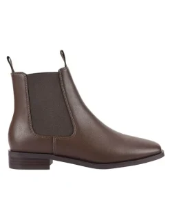 Verali Harper Chelsea Boots in Chocolate Brown
