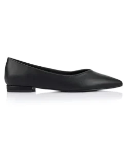 Verali Hickory Point Toe Flats in Black