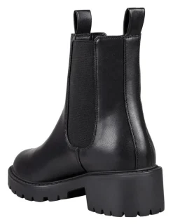 Verali Jace Ankle Boots in Black