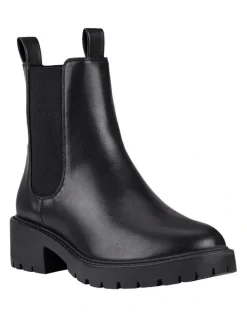 Verali Jace Ankle Boots in Black