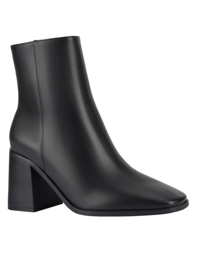 Verali Lilo Ankle Boots in Black