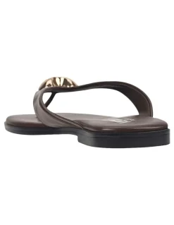 Verali Sara Casual Thongs in Chocolate Brown