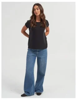 Vero Moda Ava Plain Top in Black