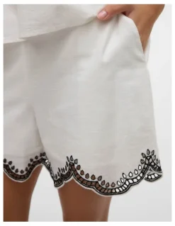 Vero Moda Diana Cotton Shorts in White