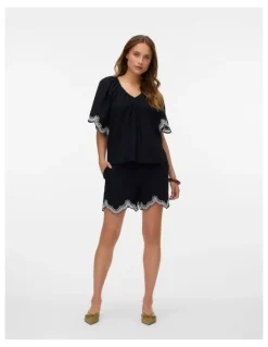 Vero Moda Diana Cotton Shorts in Black
