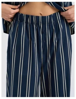 Vero Moda Susi High Waisted Stripe Loose Pant in Navy