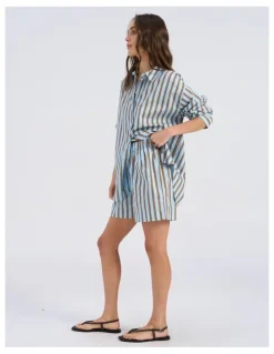 Vero Moda Susi Striped Shorts in Cashmere Blue