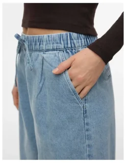 Vero Moda Valeria Wide Jeans in Light Blue Denim