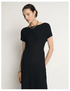 Veronika Maine Engineered Ribbed Knit Dress