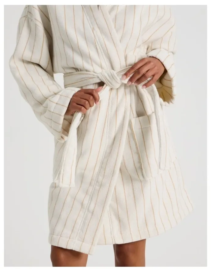 Vue Pinstripe Bath Robe in Caramel