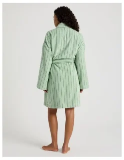 Vue Pinstripe Bath Robe in Forest