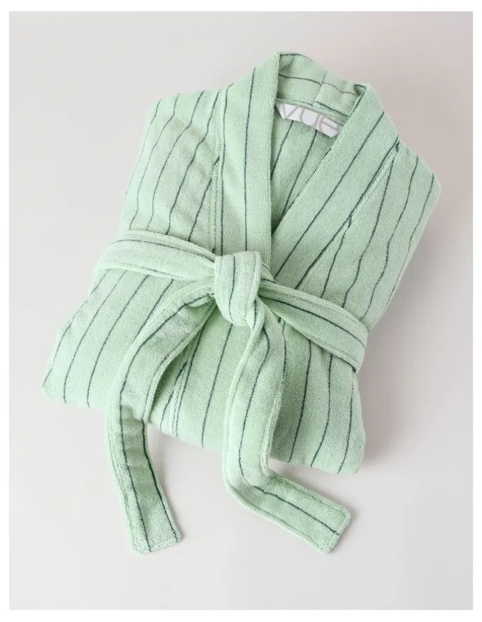 Vue Pinstripe Bath Robe in Forest