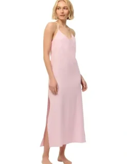 Wanderluxe Sleepwear Dolce Long Slip Dress Camisiole in Pale Pink