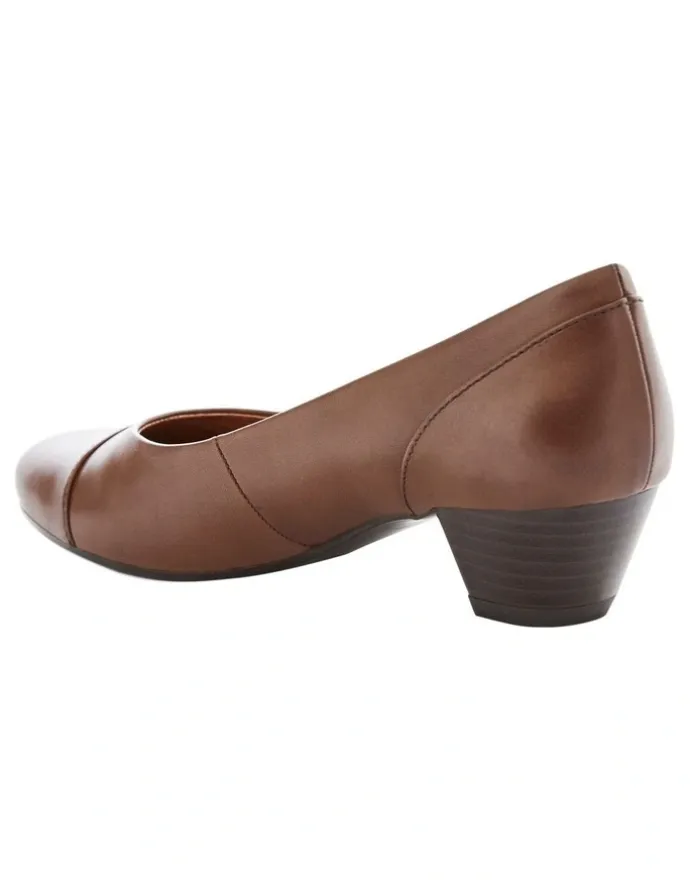 Wide Steps Acton Heeled Shoes in Brown Leather