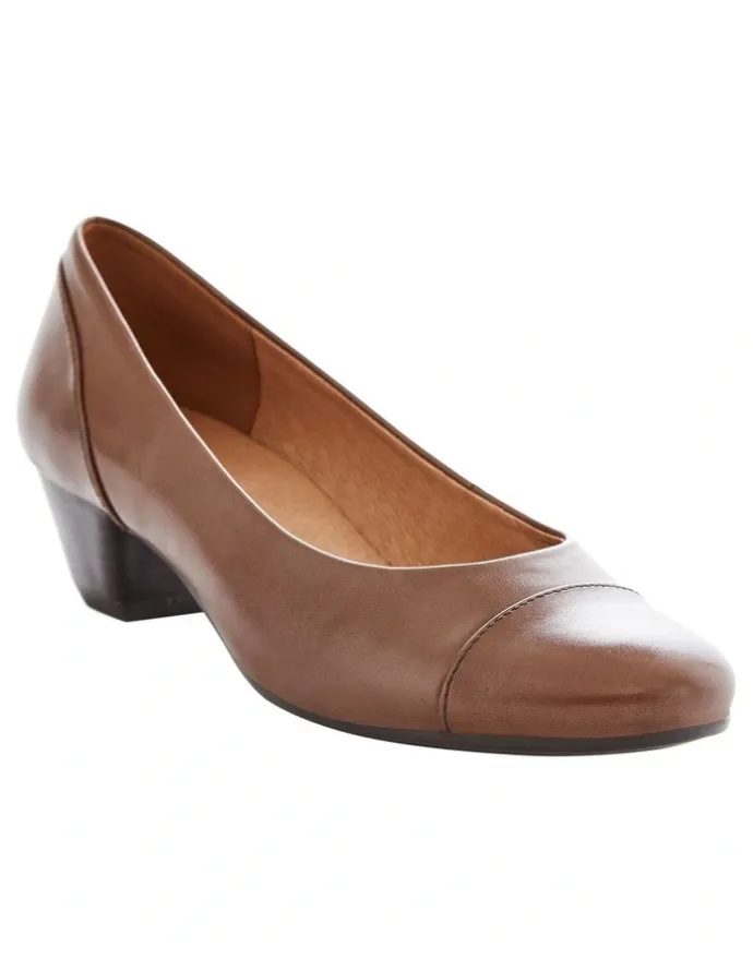 Wide Steps Acton Heeled Shoes in Brown Leather