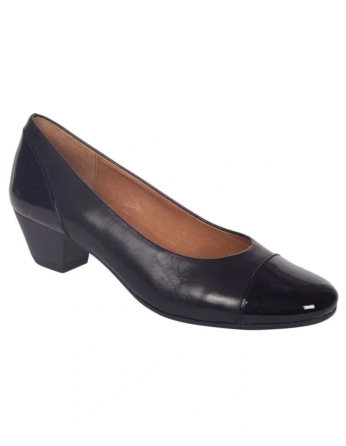 Wide Steps Acton Heeled Shoes in Black Patent/Kid