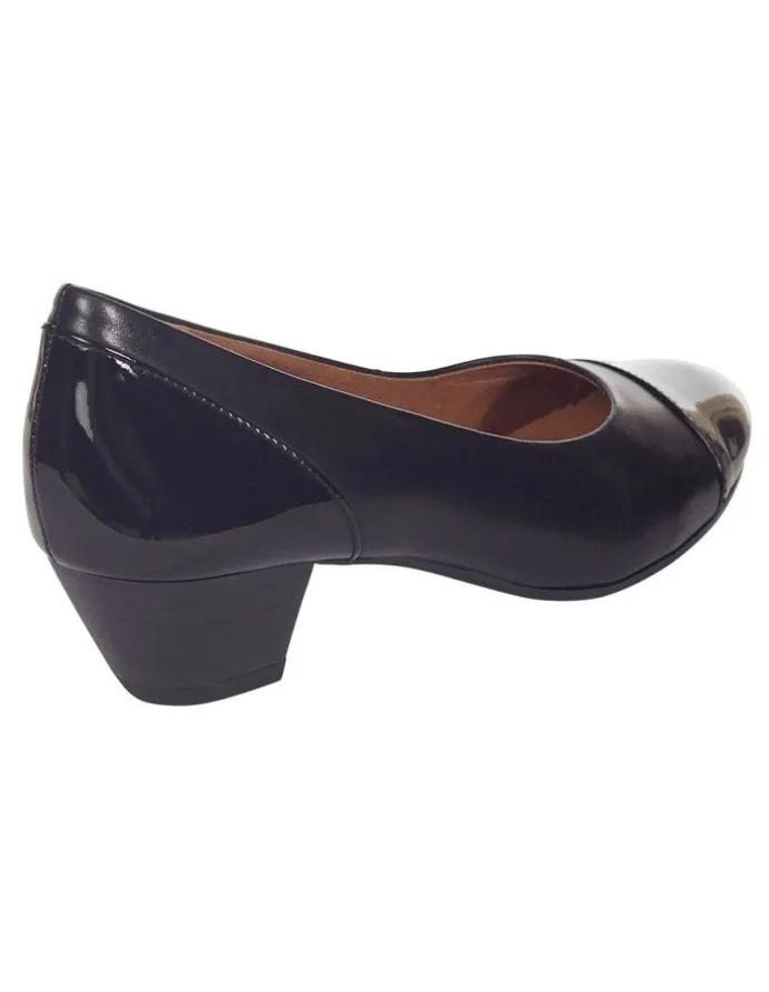 Wide Steps Acton Heeled Shoes in Black Patent/Kid
