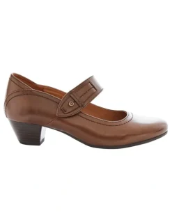 Wide Steps Appeal Heeled Shoes in Brown Leather