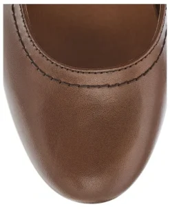 Wide Steps Appeal Heeled Shoes in Brown Leather