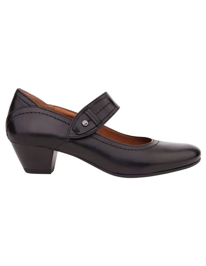 Wide Steps Appeal Heeled Shoes in Black Glove
