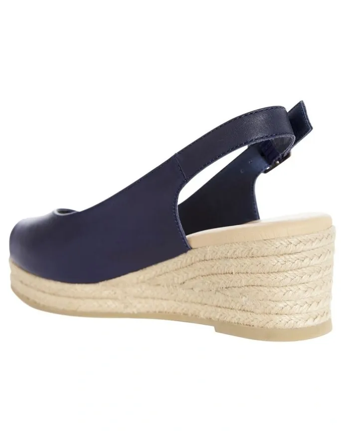 Wide Steps Belmont Sandals in Navy Leather