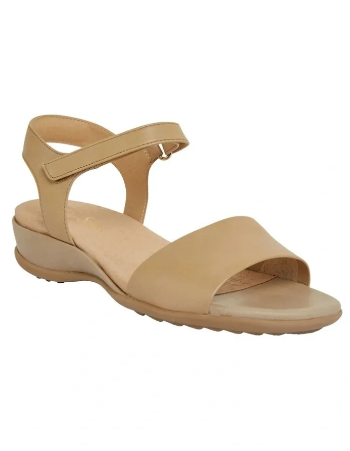 Wide Steps Camden Nude Glove Sandals