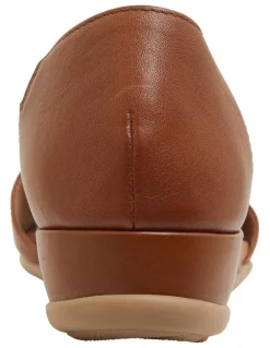 Wide Steps Caroline Mid Brown Glove Sandals