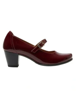 Wide Steps Casino Heeled Shoes in Wine Patent Leather