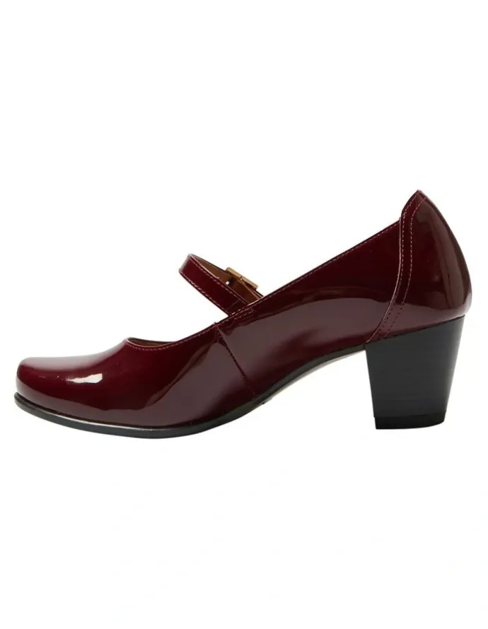 Wide Steps Casino Heeled Shoes in Wine Patent Leather