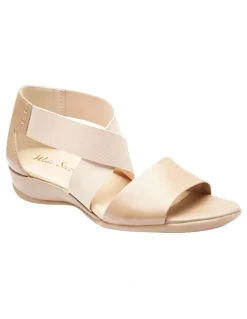 Wide Steps Chester Nude Glove Sandals